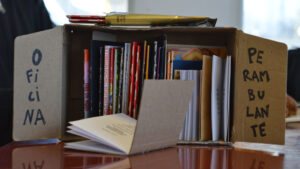 Books published by Carlos Ríos’s imprint Oficina Perambulante.